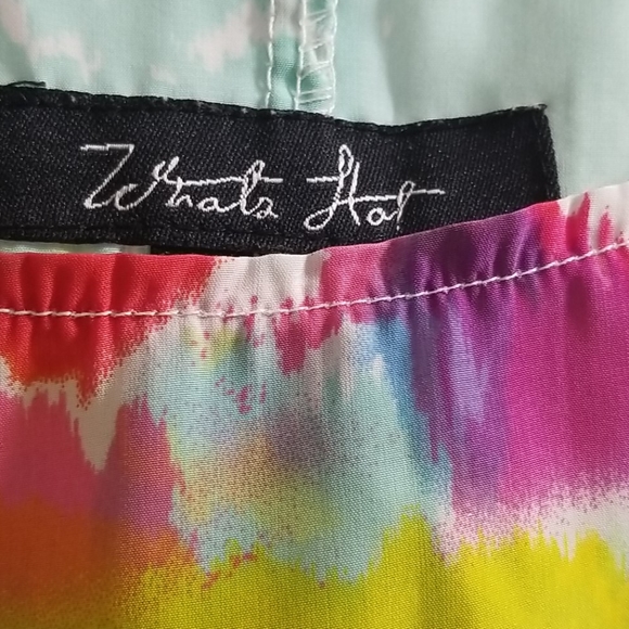 Top - Picture 2 of 4